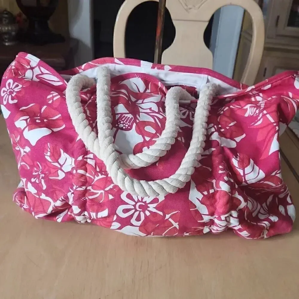 Tropical pink and white beach bag